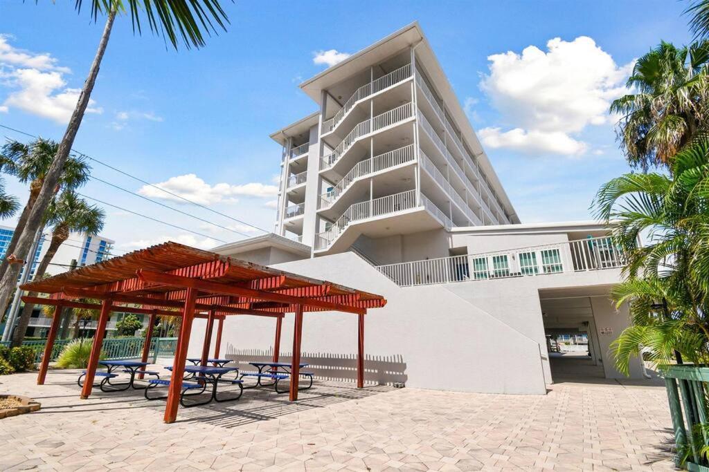 Location! Coastal Charm I 5 Min Walk To Beach, Shops & Rest Clearwater Beach Zewnętrze zdjęcie
